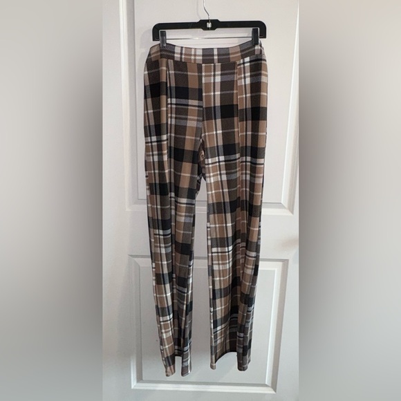 Pants - Women's Plaid Trousers - Black and Brown